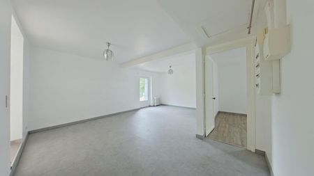 Location Appartement 4 pièces 83m² POITIERS 86000 - Photo 3