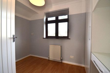 5 bedroom semi-detached house to rent - Photo 5