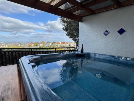 Fully furnished short-term executive property ... - Photo 2