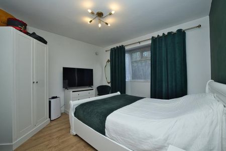 2 bedroom bungalow to rent - Photo 3