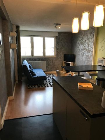 Location Appartement 2 pièces 38m² DECINES CHARPIEU 69150 - Photo 2