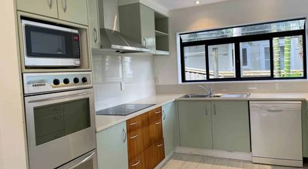 One of a kind - Photo 3