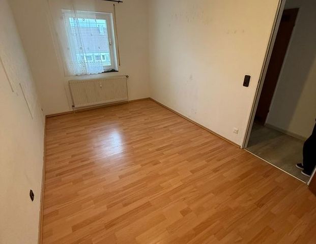 2-Zimmer-Wohnung mit Balkon & Einbauküche – ab sofort frei - Foto 1