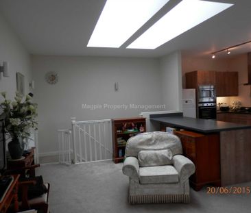 Price £1,250 pcm - Available 09/01/2026 - Unfurnished - Photo 3