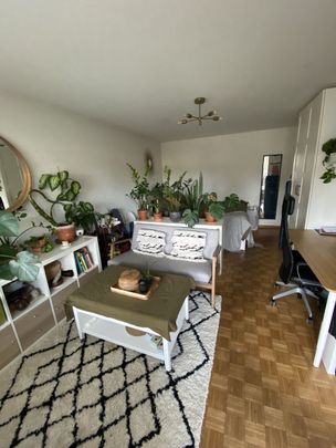 ONE-ROOM APARTMENT IN ZURICH – DISTRICT 9 ALTSTETTEN, FURNISHED, TEMPORARY - Photo 1