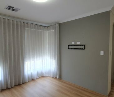 Spacious 4 x 2 Family Home with Study, Theatre & Quality Finishes - Photo 5