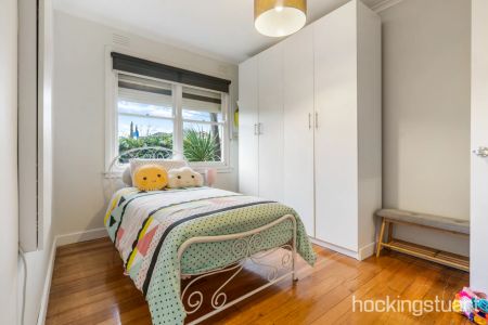 PERFECT LOCATION! PERFECT HOME! - Photo 4