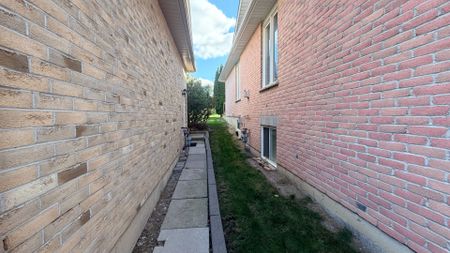 For Lease - 494 Cody Crescent Unit# Bsmt, Newmarket, Ontario - Photo 5