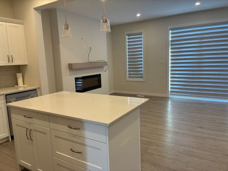 For Lease - 75 Keba Crescent, Tillsonburg, Ontario - Photo 2