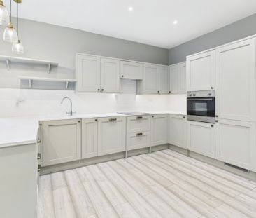 Fulmer Lane, Gerrards Cross, Buckinghamshire,SL9 - Photo 6