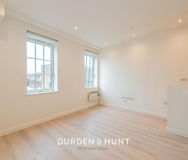 High Street, Hornchurch - Photo 5