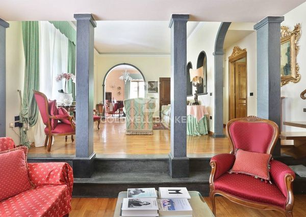 Via Scassicarli, 30, Forte dei Marmi, Tuscany 55042