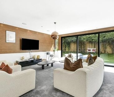 6 bedroom detached house to rent - Photo 6