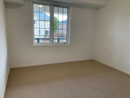 For Lease - 4350 EBENEZER Road Unit# 53, Brampton, Ontario - Photo 5