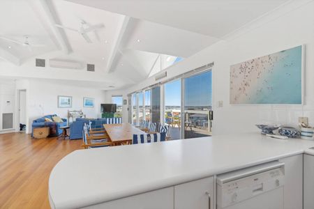 Panoramic Views of the River - Photo 3