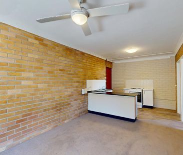 2/1 Lobelia Close, Metford NSW 2323 - Photo 1