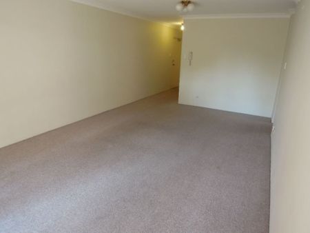 Lovely Two Bedroom Unit - Photo 4