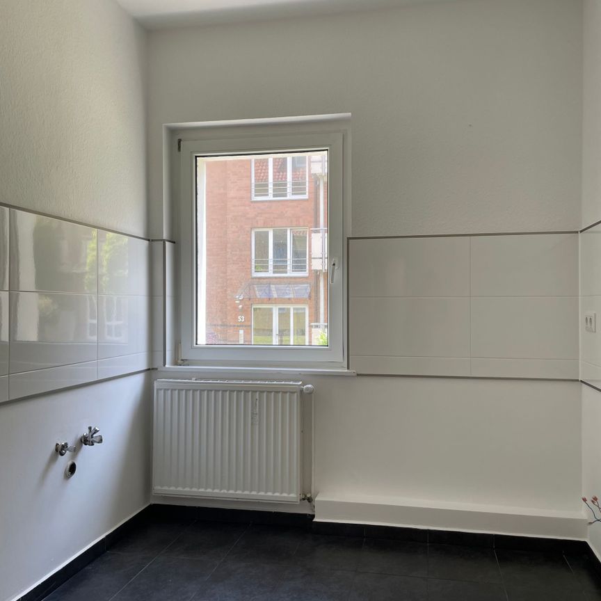 3-Zimmer-Erdgeschosswohnung mit Balkon - Photo 1