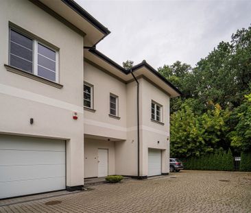 Funkcjonalny dom z furtką do Lasu Kabackiego - Zdjęcie 4