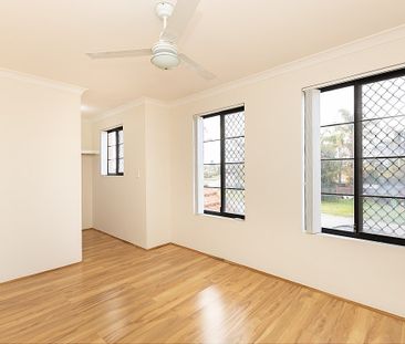 25A Babington Crescent, Bayswater WA 6053 - Photo 4