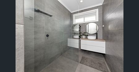 NATURAL LIGHT FLOODS THROUGHOUT THIS BEAUTIFULLY RENOVATED OPEN PLAN TWO BEDROOM UNIT - Photo 5