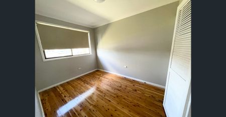 COSY 2 BED IN CABRAMATTA - Photo 2