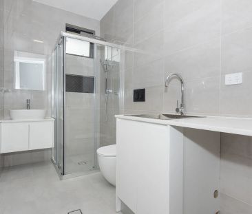 Brand New 2-Bedroom Granny Flat in Prime Toongabbie Location - Photo 4