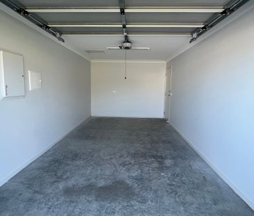 2 BEDROOM DUPLEX - Photo 6