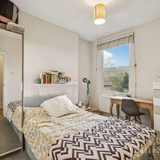 Perry Rise, London, SE23 - Photo 1