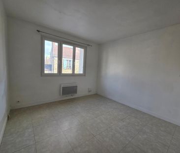 Location Appartement 1 pièce 24m² BRETIGNY SUR ORGE 91220 - Photo 2