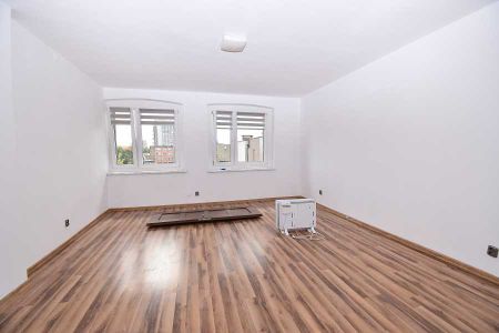 Kawalerka po remoncie, centrum, parking w cenie - Zdjęcie 2