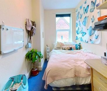 6 bedroom house to rent - Photo 3