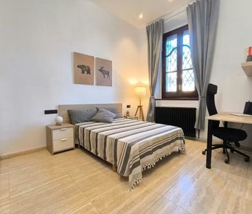 Carrer de Molist, Barcelona, Catalonia 08024 - Photo 3