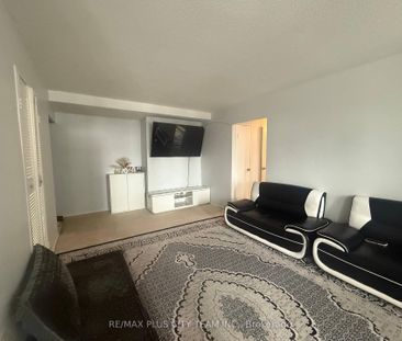 909 10 Edgecliff Golfway - Photo 3