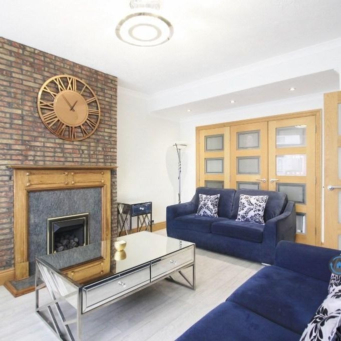 3 bedroom terraced house to rent - Photo 1