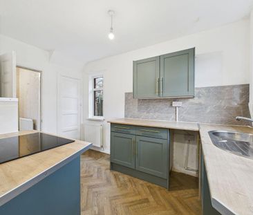 2 bed semi-detached house to rent in DH8 - Photo 2