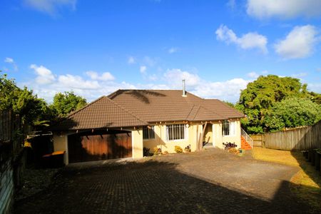 Unit 2, 49 Ribbonwood Crescent, Goodwood Heights, Auckland - Photo 2