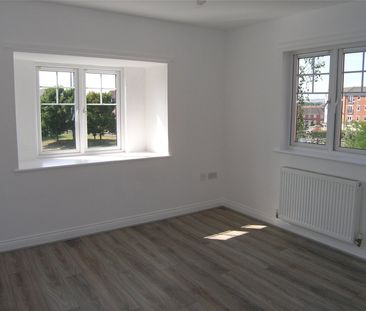 Standish Street, Bridgwater, Somerset, TA6 - Photo 2