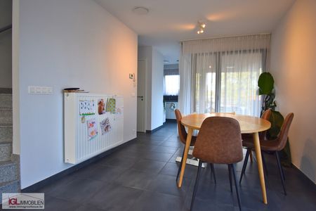 Triplex nieuwbouwappartement met 4 slaapkamers en garage - Foto 3