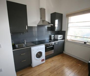 1 bedroom flat to rent - Photo 6