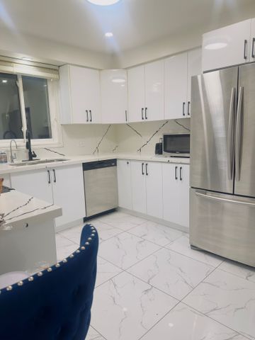 For Lease - 37 Juanita Drive Unit# Upper, Hamilton, Ontario - Photo 4