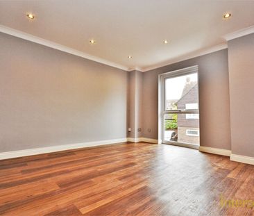 De Bohun Court, CB10, Saffron Walden - Photo 1