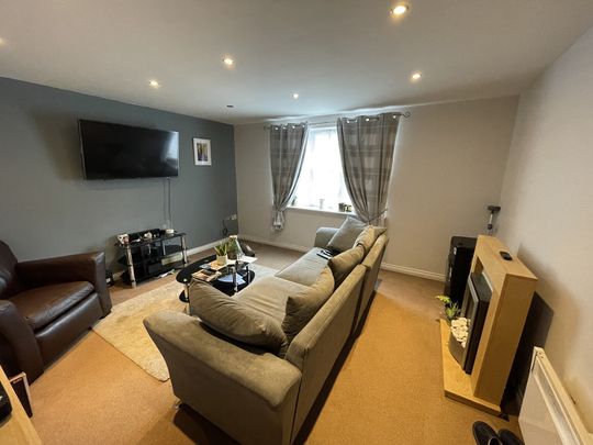27 Coniston House Spinner Croft, S40 - Photo 1