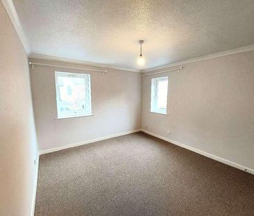 St Leonards, EX2 - Photo 2