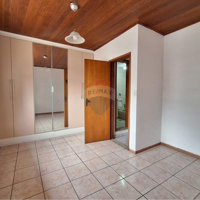 Casa Versátil para moradia ou comercial no Santa Helena Centro. - Foto 1