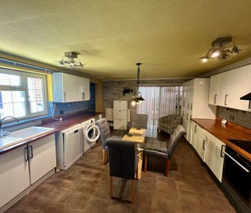 2 bedroom semi-detached house to rent - Photo 5