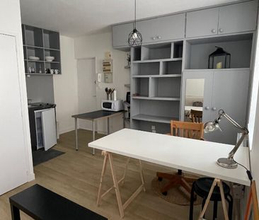 STUDIO MEUBLÉ - RUE MARENGO - 20 m² - Photo 3