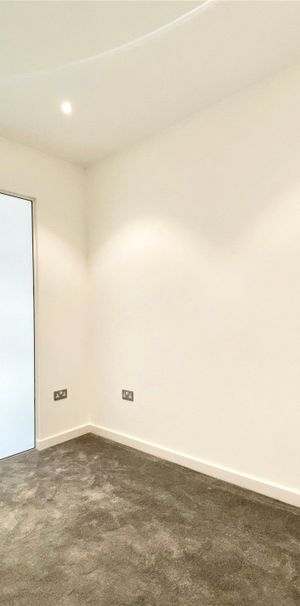 Parkview House, Wokingham Parkview House, Wokingham - Photo 1