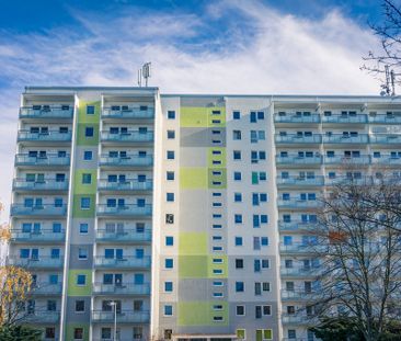 Bezugsfertige 3-Raum-Wohnung mit Balkon - Foto 1