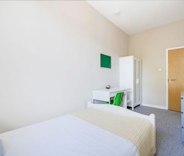 6 bedroom flat to rent - Photo 6